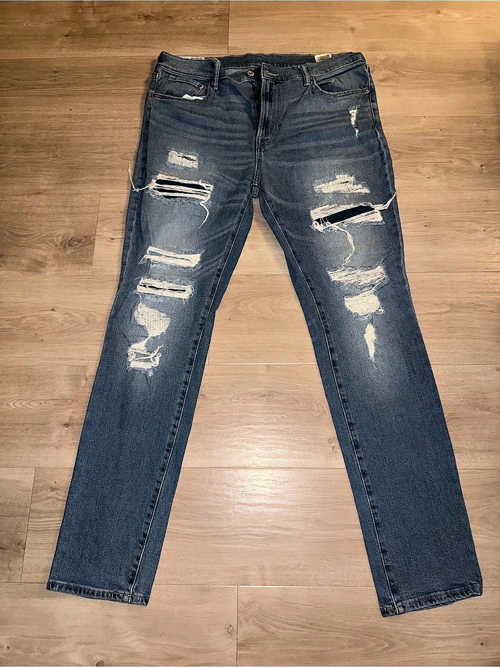 H&M Skinny Coupe Moulante Distressed Skinny Jeans Blue Waist 32